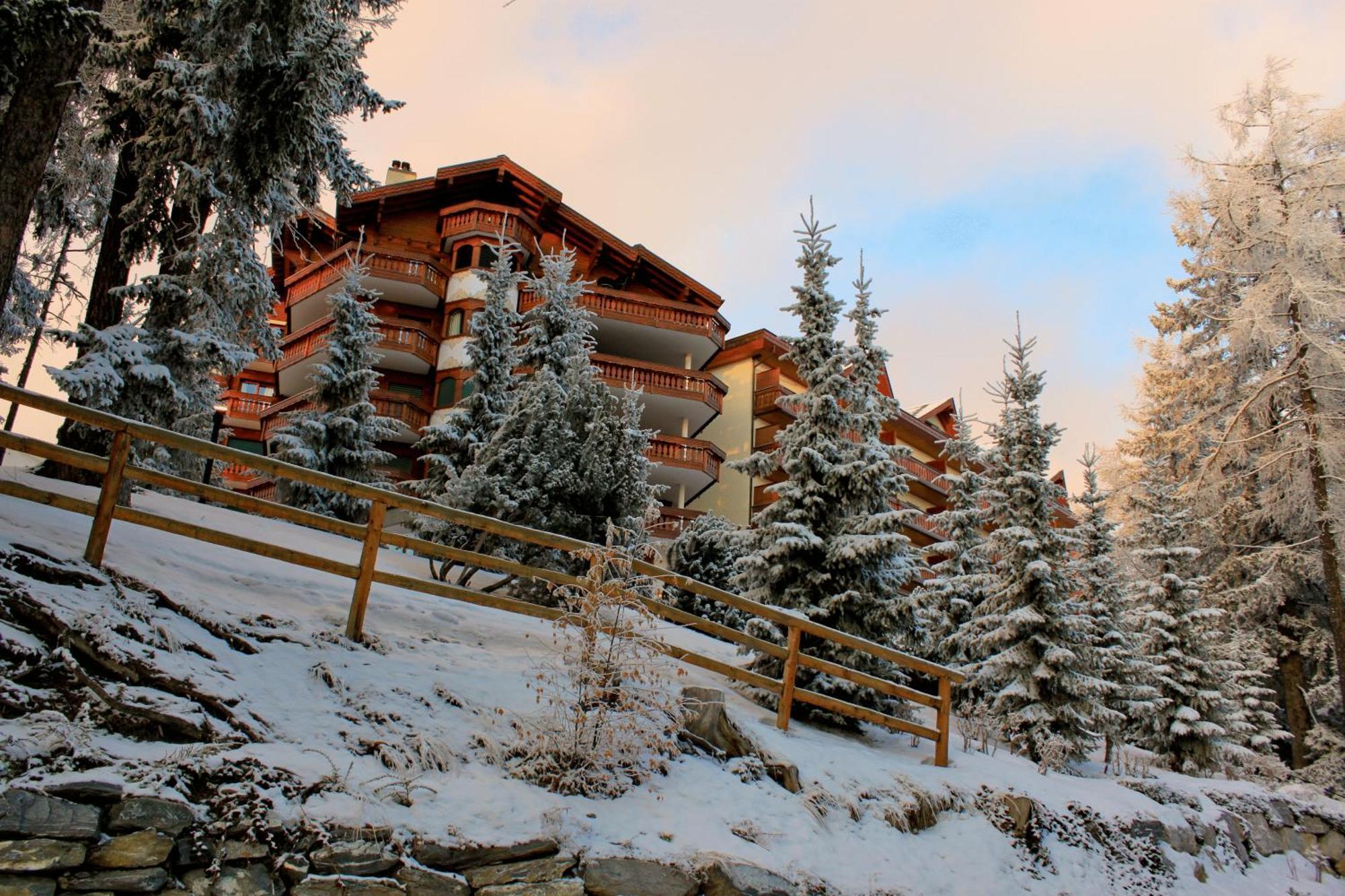 Hotel Royal Κρανς Μοντάνα Εξωτερικό φωτογραφία